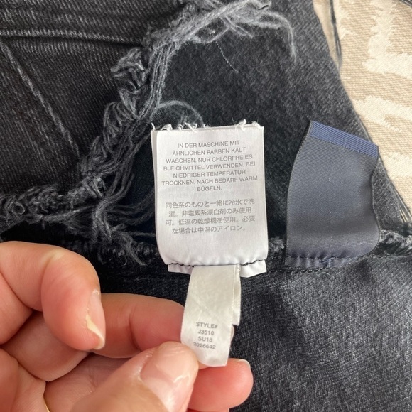 Madewell Denim Frisco Mini Skirt Black Raw Hem Size 29 Waist - Picture 4 of 7